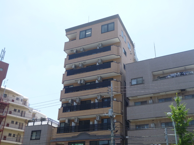 建物外観　2013年4月築です☆