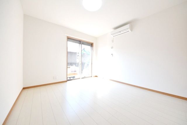 その他部屋・スペース　白が基調な明るいお部屋