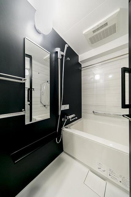 バス・シャワールーム　※写真は同タイプ住戸です。