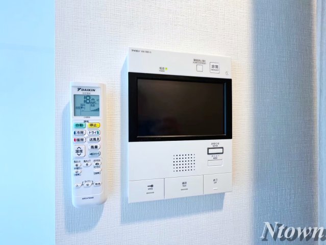 セキュリティ　モニター付きインターホンです。