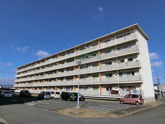 建物外観　外観は落ち着いています