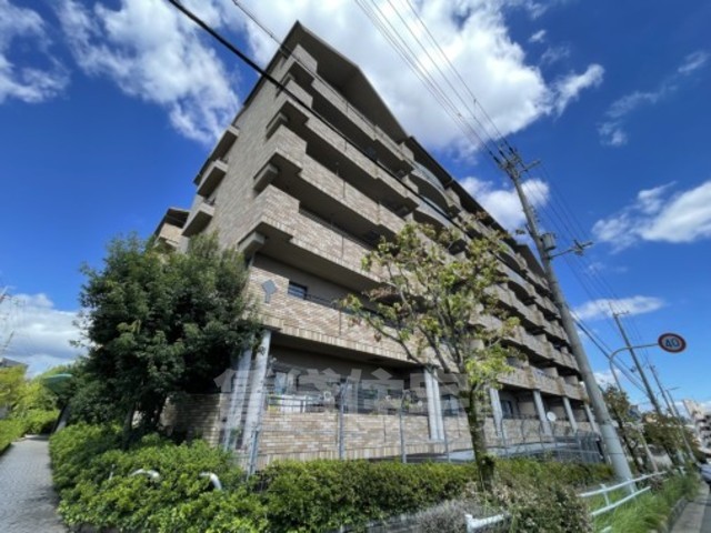建物外観　オンライン内覧・現地案内も可能です