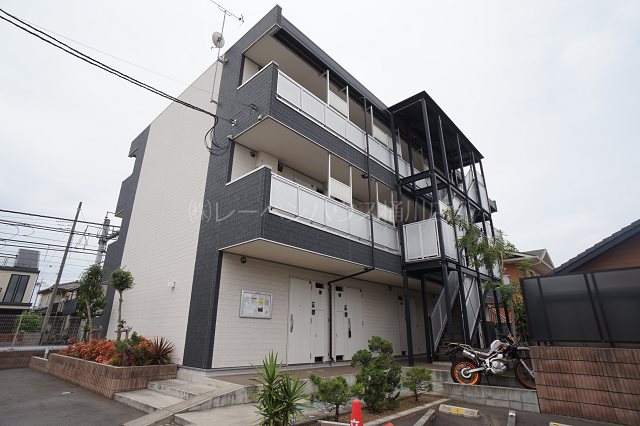 建物外観　レーベンハウス桶川店へ　048-787-5511