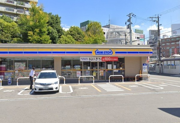 コンビニ　ミニストップ都島友渕町店（コンビニ）まで231m