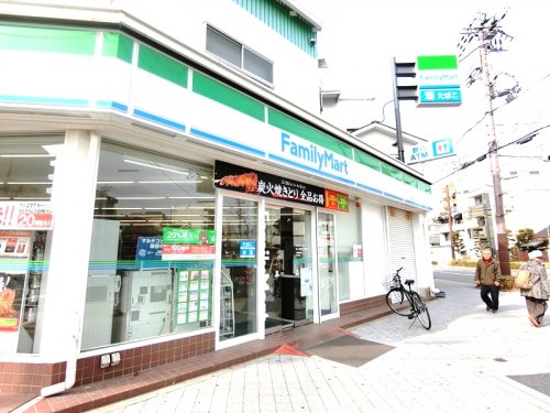 コンビニ　ファミリーマート井上兵庫大仏前店（コンビニ）まで388m