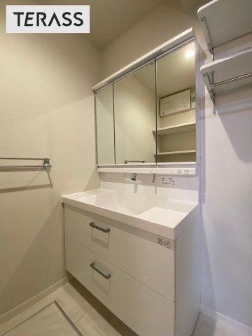 EauPure302号の内装写真