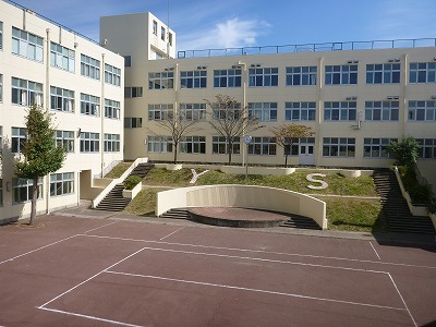 中学校　下福田中学校（中学校）まで645m