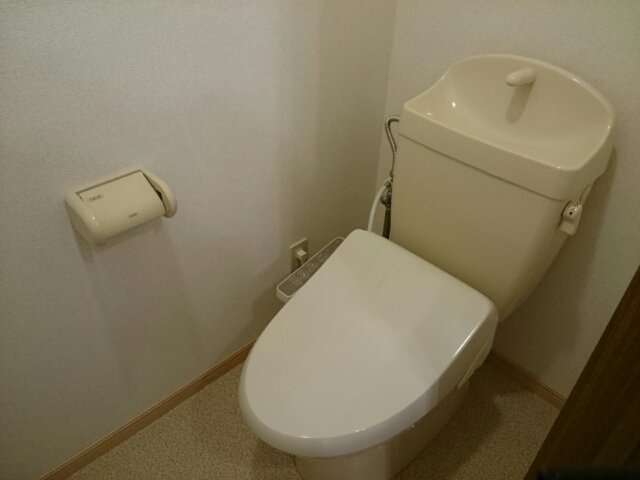 トイレ　トイレです