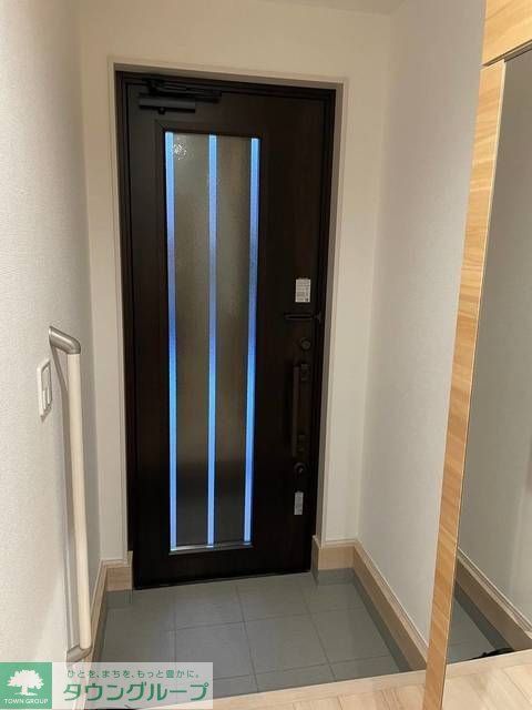玄関　★お部屋探しは株式会社タウンハウジング東京まで★