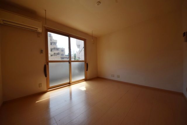 その他部屋・スペース　★綺麗なフローリングのお部屋です★