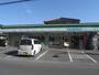 コンビニ　ファミリーマート（コンビニ）まで700m