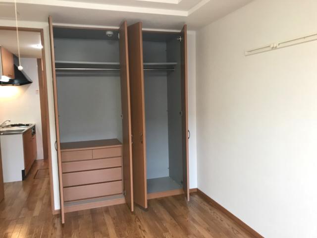 収納　クローゼット