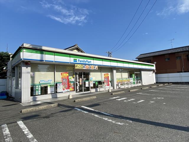 コンビニ　ファミリーマート清洲丸の内店（コンビニ）まで461m