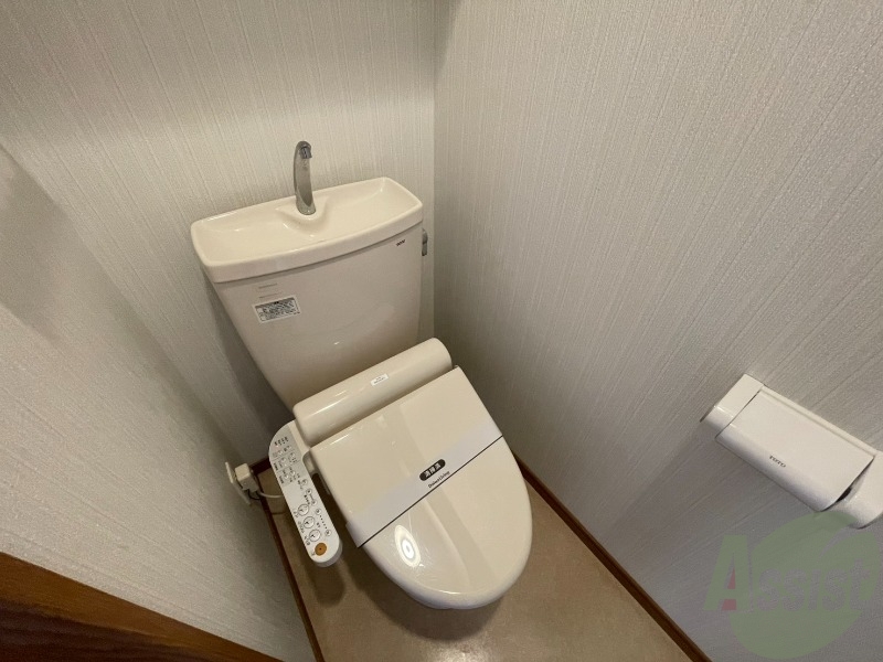 トイレ　トイレはウォシュレット機能付き。シャワートイレは日本の宝。