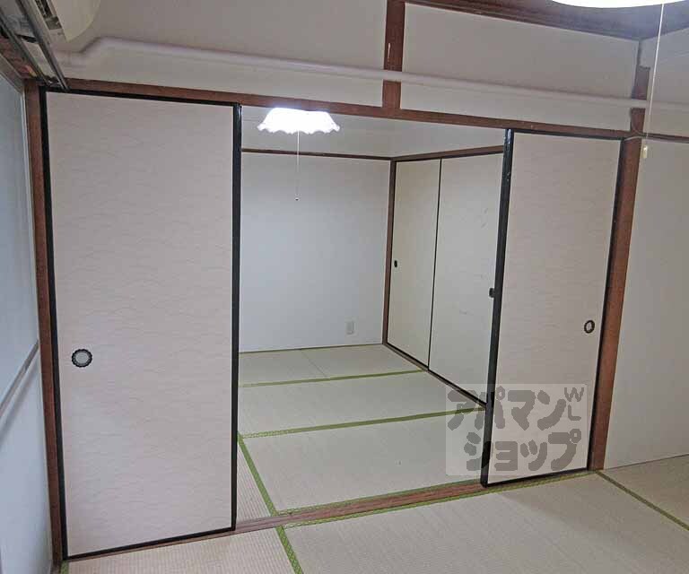 居室・リビング　二部屋でとっても広々です