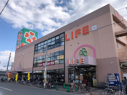 スーパー　ライフ 杭全店（スーパー）まで947m