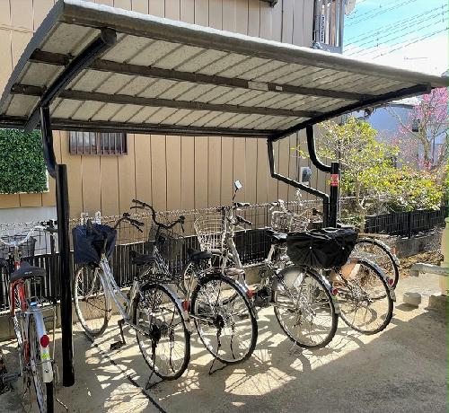 その他共有部分　屋根付き駐輪場