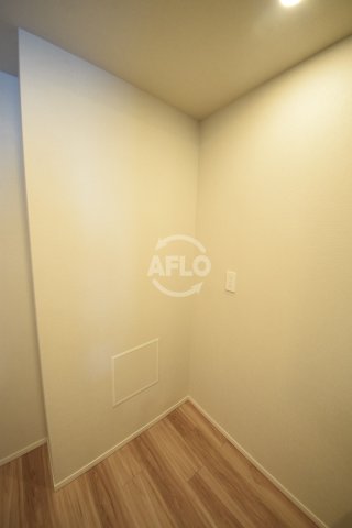 エントランス　ローレルタワー御堂筋本町　エントランス