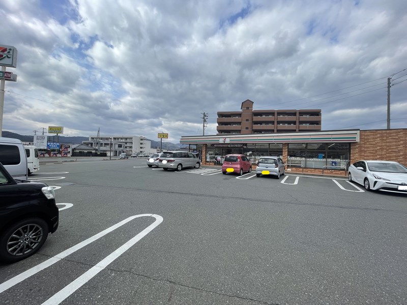 コンビニ　セブンイレブン山口今井町店（コンビニ）まで1183m