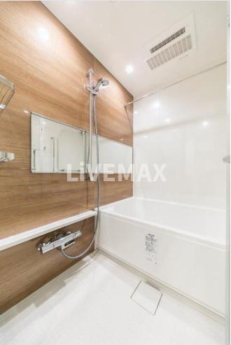 バス・シャワールーム　※写真は同タイプ住戸です。