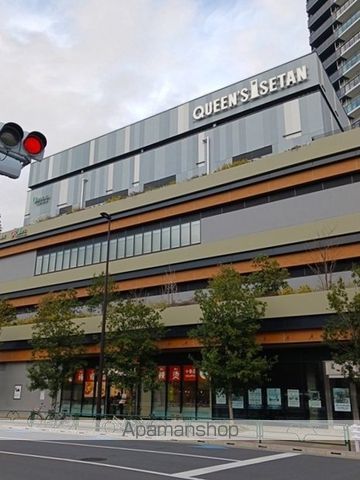 スーパー　クイーンズ伊勢丹　十条店（スーパー）まで418m