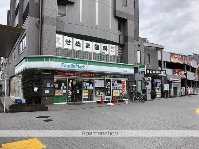 コンビニ　ファミリーマート（コンビニ）まで388m