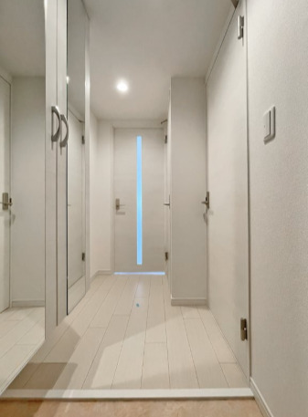 玄関　別タイプ部屋　参考写真です