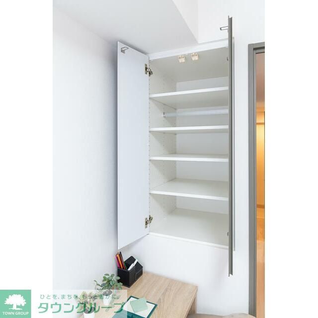 収納　家具はイメージです