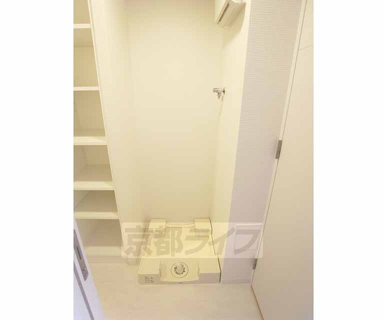 その他設備　脱衣所スペースに洗濯機設置可能です。
