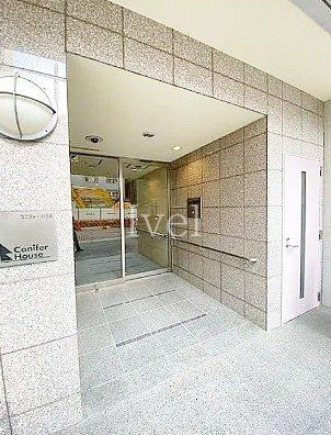 建物外観　エントランス