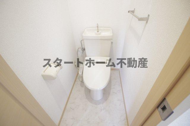トイレ　清潔感のあるトイレです