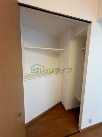 収納　リライフ下北沢店