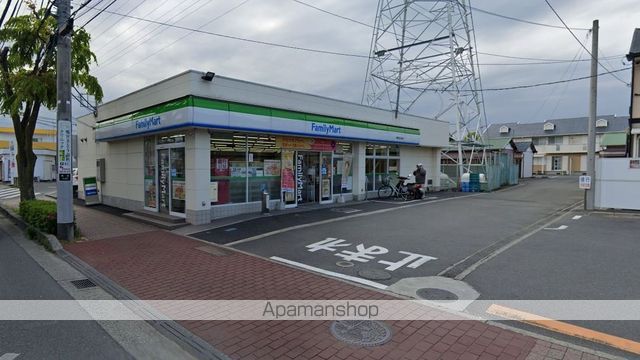 コンビニ　ファミリーマート鴨宮巡礼街道店（コンビニ）まで332m