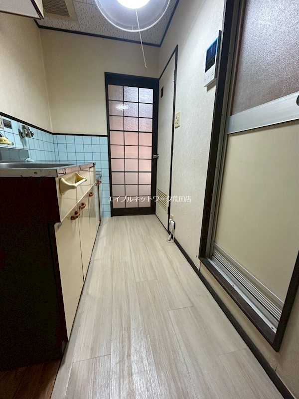 玄関　408号室の写真です