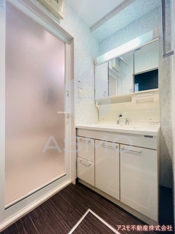 洗面設備　同マンション別部屋参考写真