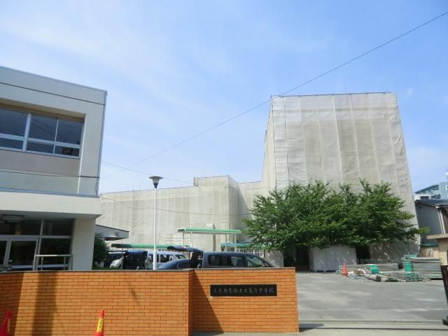 小学校　道上小学校（小学校）まで500m