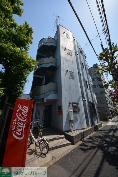 建物外観　★駅徒歩１０分ほどの立地★
