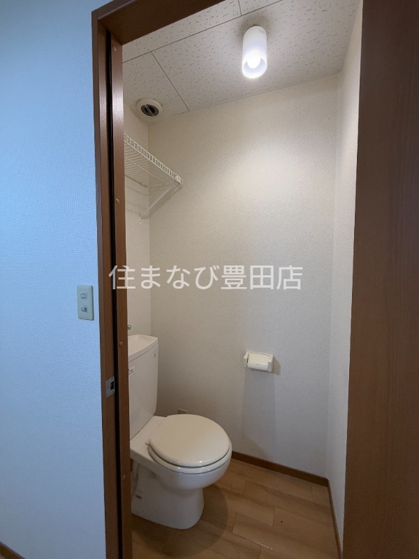 トイレ　同型タイプ