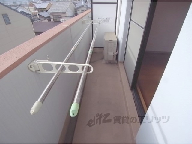 バルコニー　エアコン