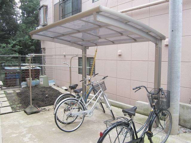 その他共有部分　♪屋根付き駐輪場♪