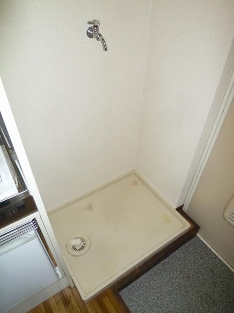 その他　室内洗濯機置き場付きです。