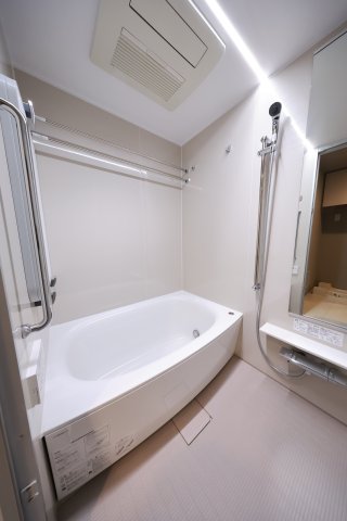 バス・シャワールーム　バス※別部屋参考写真