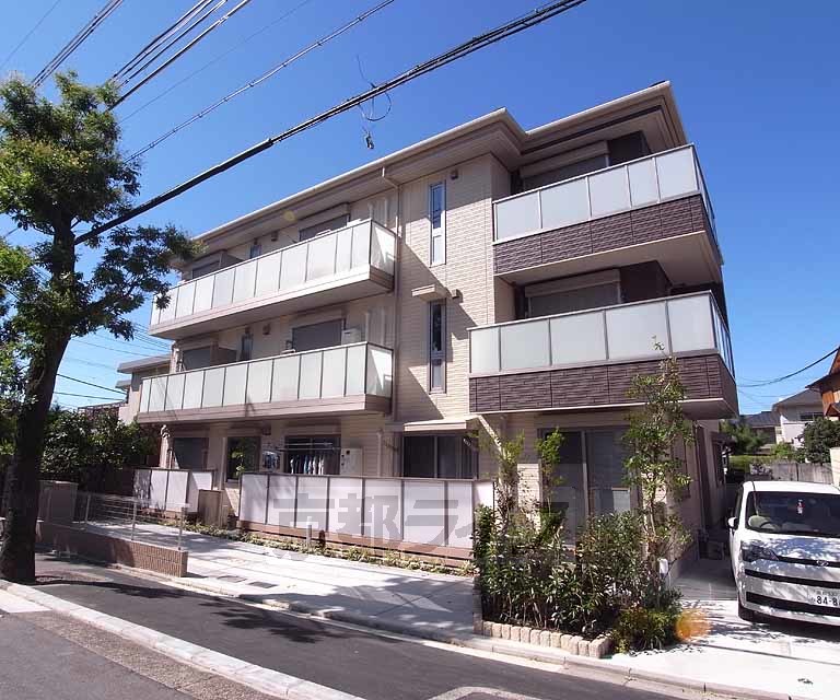 建物外観　２０１７年完成シャーメゾン・御蔭通りに