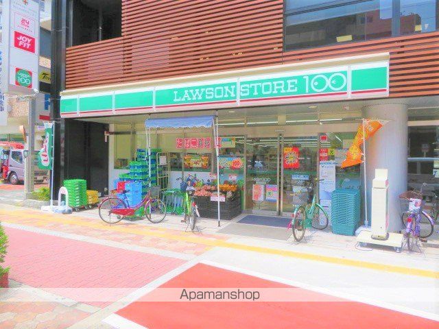 コンビニ　ローソンストア１００（コンビニ）まで236m