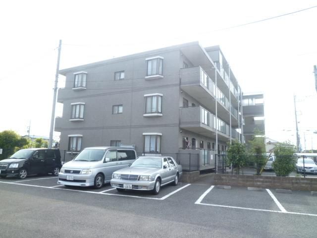 エントランス　★重厚感いっぱい★