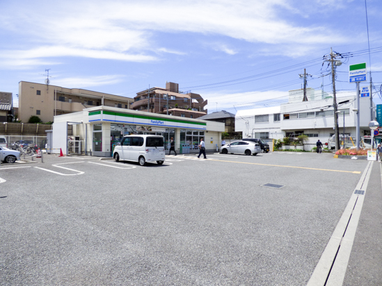 コンビニ　ファミリーマート 所沢久米店（コンビニ）まで470m