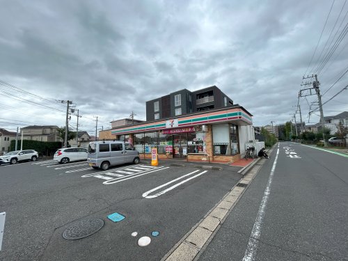 コンビニ　セブンイレブン 流山東初石3丁目店（コンビニ）まで653m