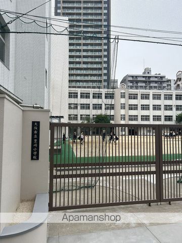 小学校　豊崎小学校（小学校）まで111m