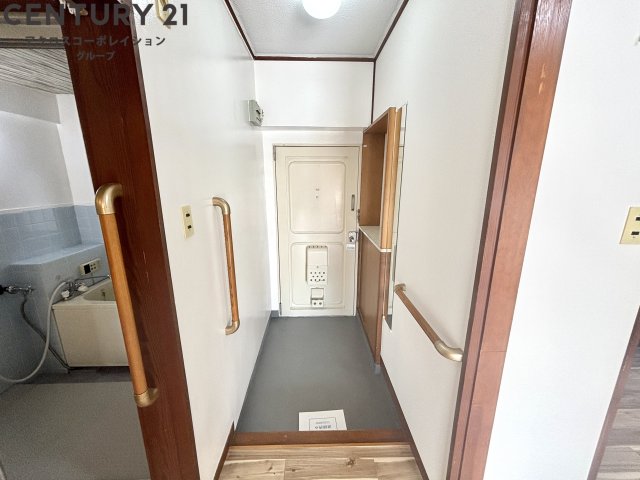 大三マンションの玄関写真