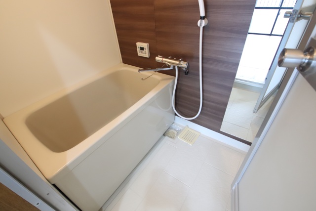 バス・シャワールーム　同建物内別室の参考写真です。※現況優先